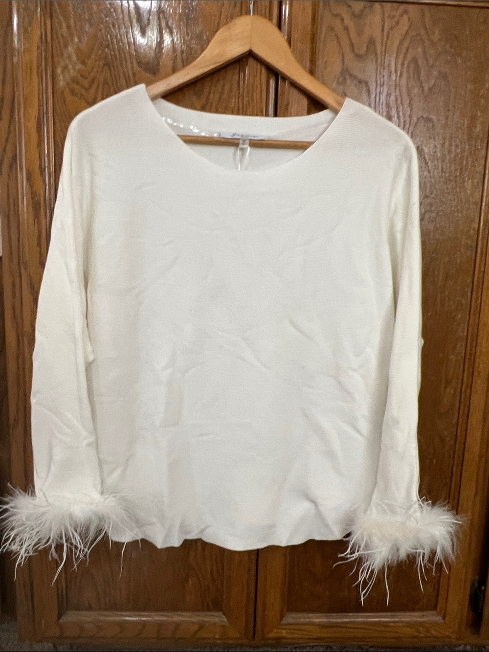 Sioni Cream Long-Sleeve Sweater with Feather Cuffs